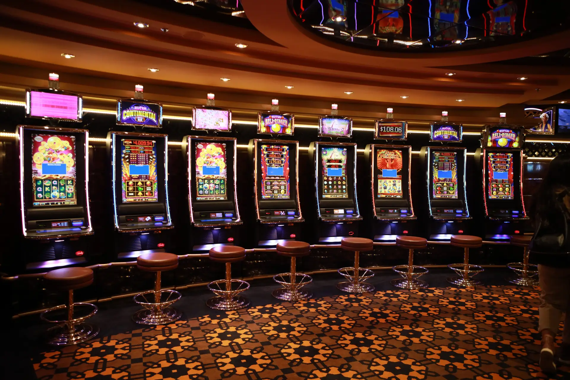 Luxury Slot Floor